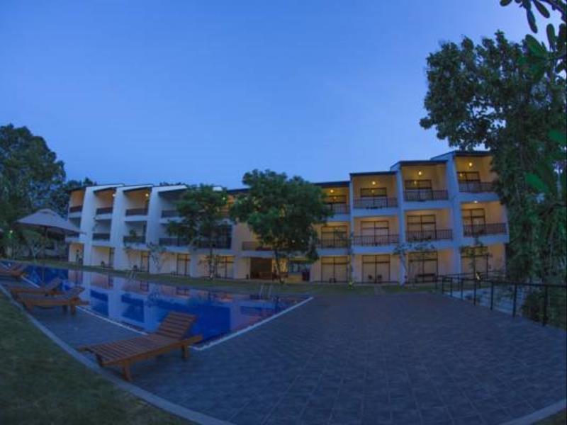 Grand Tamarind Lake Kataragama Bagian luar foto